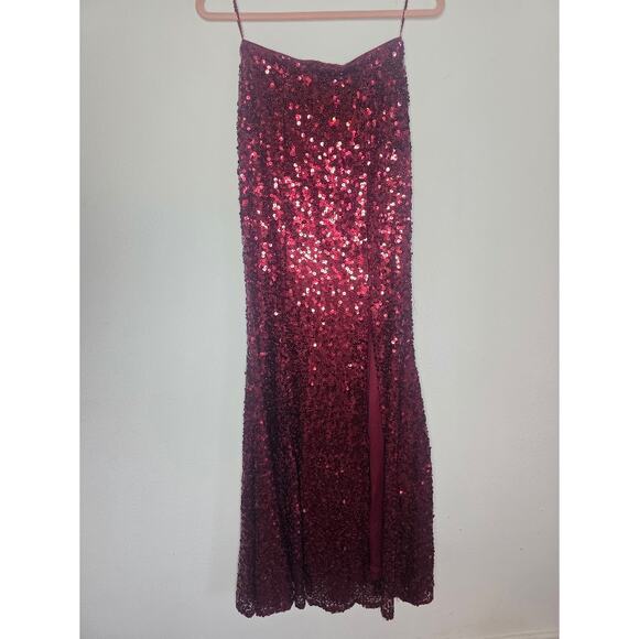 Red sequins high waist maxi skirt by Maniju - Picture 1 of 5